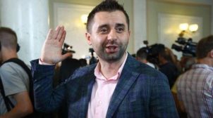 Арахамія назвав співавторів Конституції Хмару та Шишкіна “два дєда-мопеда”