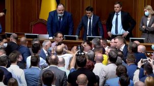 «Слуги народа» снова хотят вывести телевидение из-под действия закона о языке