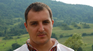 «Слуга народа» на Луганщине оскандалилась из-за фото с высадки деревьев: из него «убрали» депутата от «ЕС»
