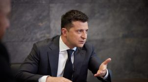Зеленский своим махровым популизмом загоняет страну в долговую яму, — Омелян