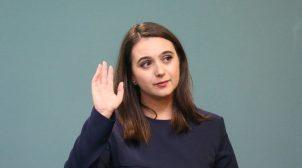 Мендель ответила на хейт сексуальной фотосессией
