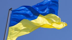 (Рус) Получив вид на жительство, иностранец сможет легально находиться в Украине