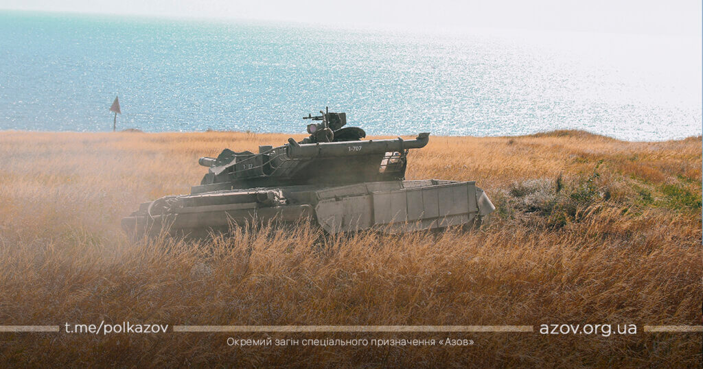 Полк «Азов» потренувався топити російські кораблі