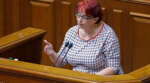 В «Слуге народа» не видят причин увольнять Третьякову, которая обрадовалась смерти коллеги Полякова