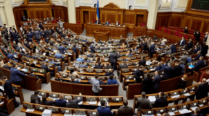 Рейтинг «Слуги народа» продолжает падать, Евросолидарность вторая, — опрос Центра Разумкова