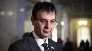С украинцев будут взимать налог, если они не смогут объяснить, откуда деньги на покупку, — Гетманцев