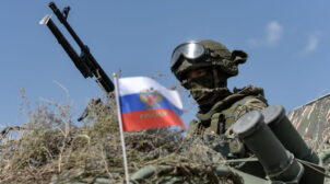 Держдеп закликав громадян США утриматися від поїздок в Україну через загрозу вторгнення військ РФ