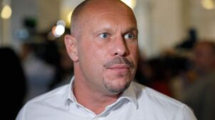 У Ківи під час обшуку знайшли портрет Муссоліні і 15 мільйонів гривень і золоті злитки