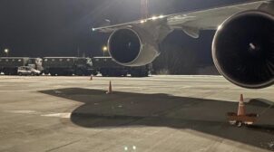 В Україну прибув черговий літак з військовою допомогою від США