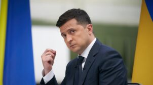 “Навіщо тоді просити зброю?”: У США серйозно розкритикували Зеленського