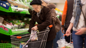У Зеленского объяснили, как в Украине будут вводить «продуктовые карточки»