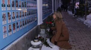 Голова МЗС Канади у Києві вшанувала пам’ять загиблих українських воїнів