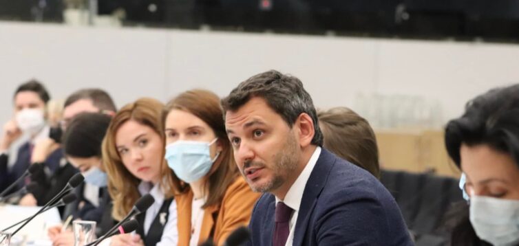 В «Слуге народа» назвали информационной спецоперацией США сообщения о вторжении РФ