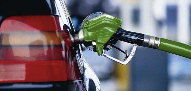 Бюро економічної безпеки влаштувало маски-шоу у мережах АЗС України, окрім заправок Коломойського