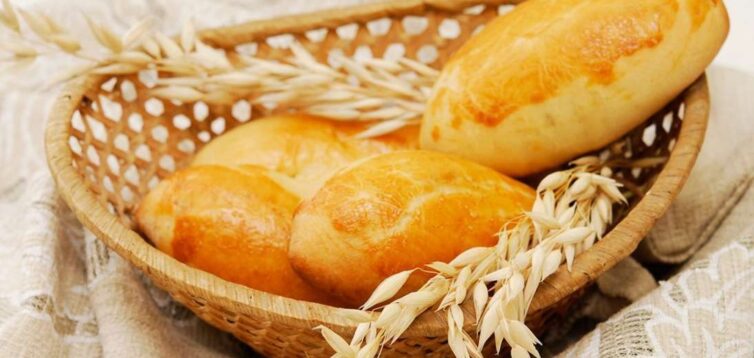 Окупант у розмові з дівчиною: “Бабця нагодувала пиріжками – 8 людей в цинкових гробах додому поїхали”