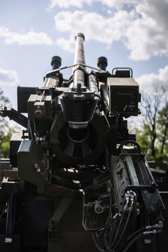 Гаубицы Caesar уже на передовой, – Залужный. ФОТО