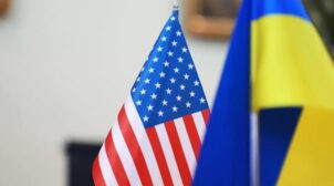 Україна почала отримувати гроші в рамках пакету допомоги США на $40 млрд