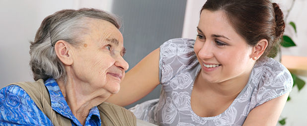 Як знайти доглядальницю на дому