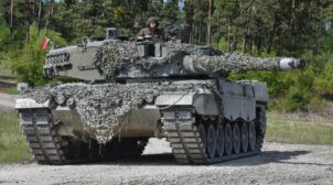 Шольца раскритиковали в Бундестаге за отказ предоставить танки для Украины