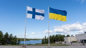 Прапори Фінляндії та України